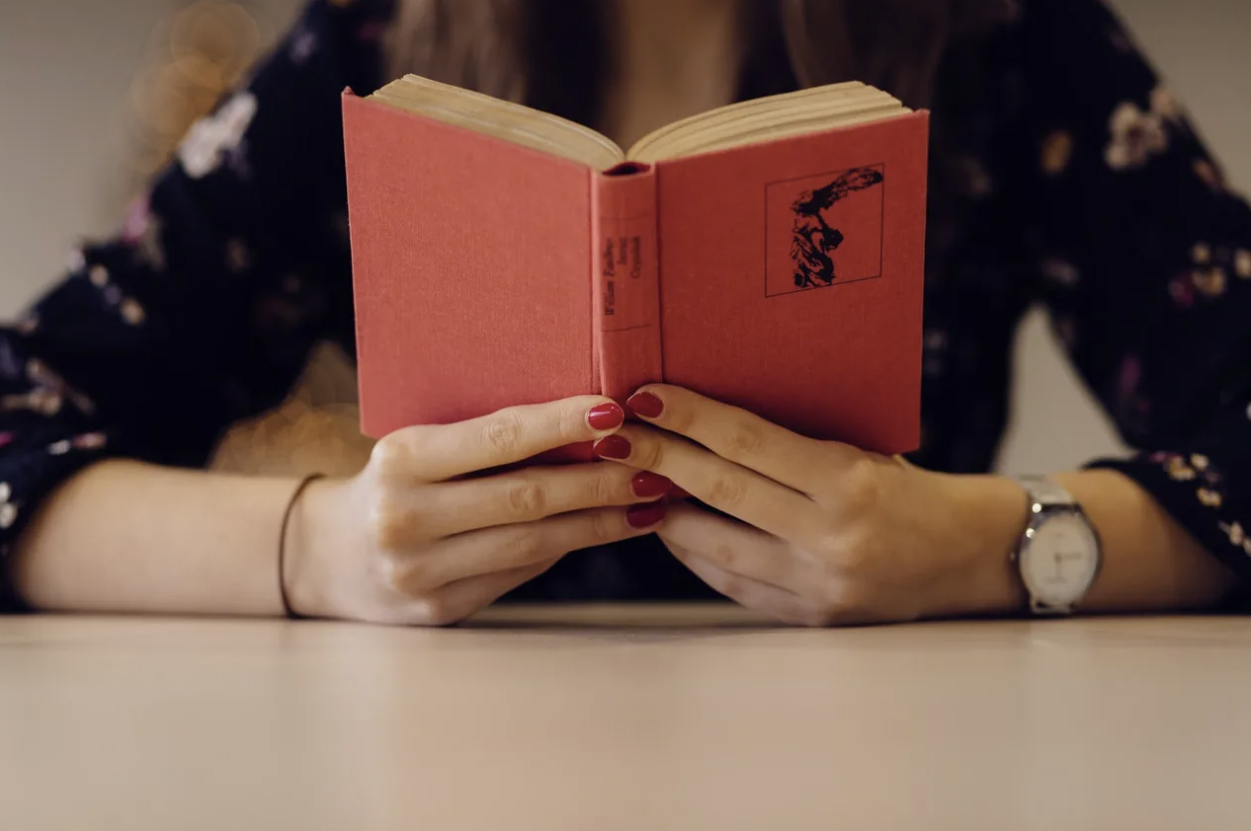 ​Книжный магазин "Когорта-8"