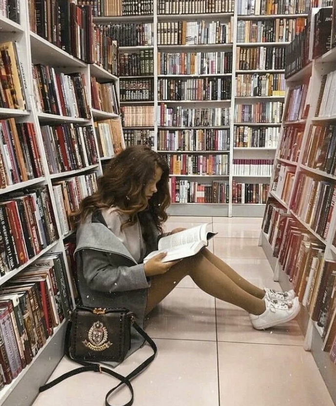 ​Книжный магазин "Когорта-8"