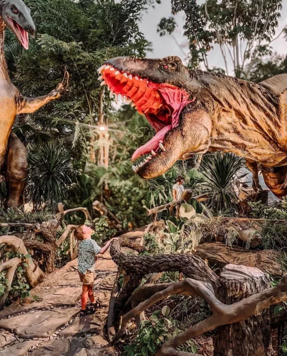 Парк «Dino Mini Golf & Restaurant»