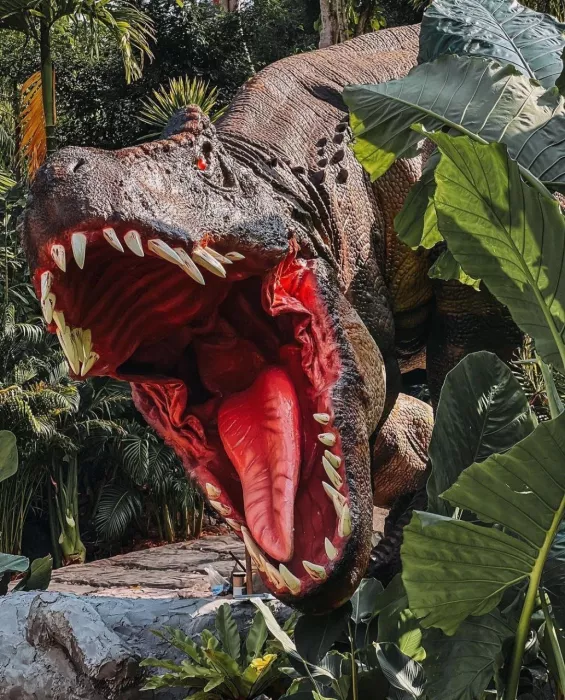 Парк «Dino Mini Golf & Restaurant»