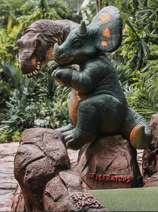 Парк «Dino Mini Golf & Restaurant»