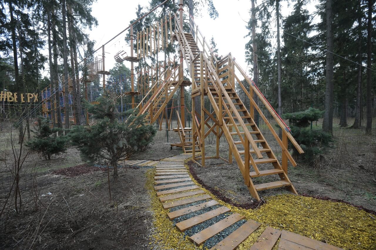 ​Веревочный парк "Вверх"