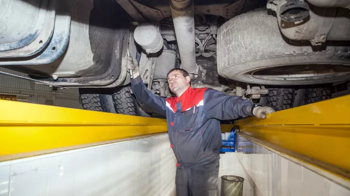 Автотрак - Ремонт грузовых автомобилей в Новосибирске