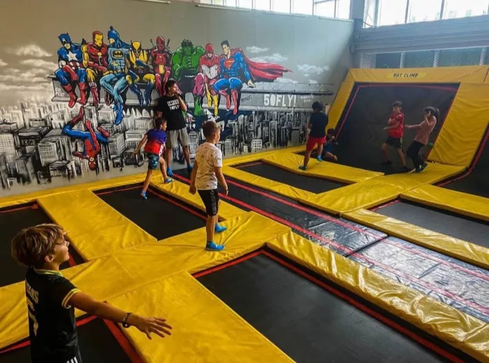 Батутный Клуб «50 Fly Trampoline Club Phuket»
