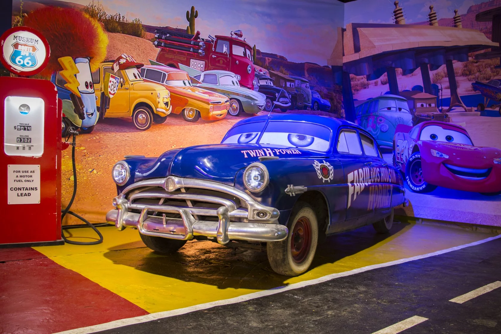 Интерактивный музей ретро-автомобилей "Route 66"