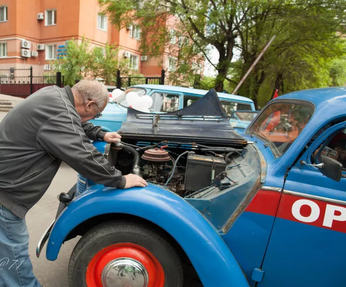 Хабаровский клуб «Авторетро-100»