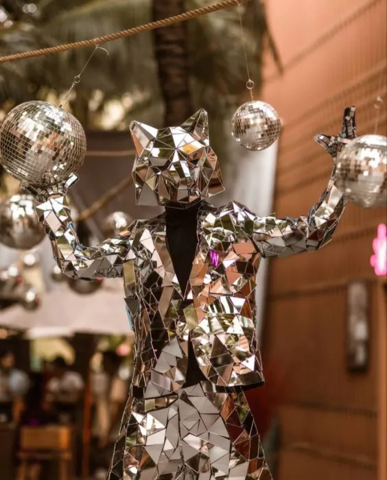 Пляжный Клуб «Cafe del Mar Phuket»