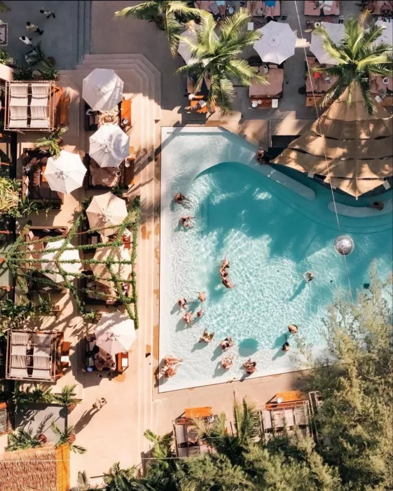 Пляжный Клуб «Cafe del Mar Phuket»