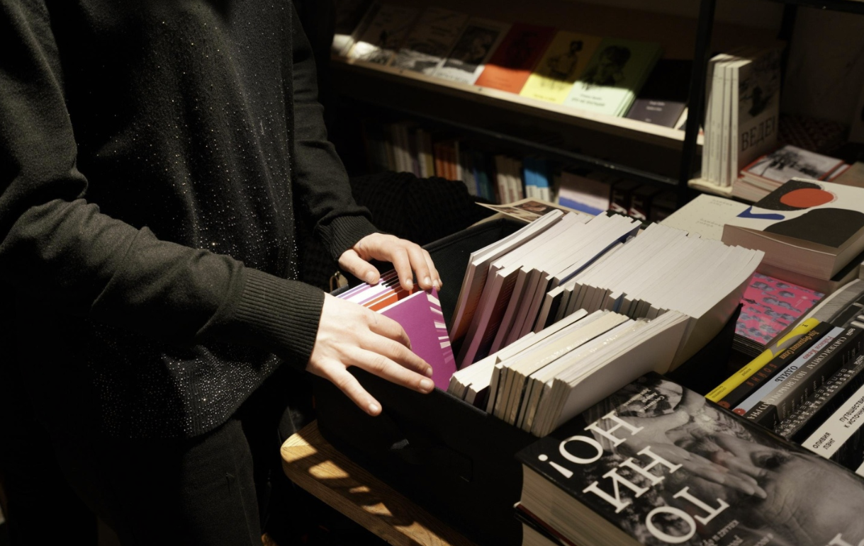 Книжный клуб "Книжный в клубе"