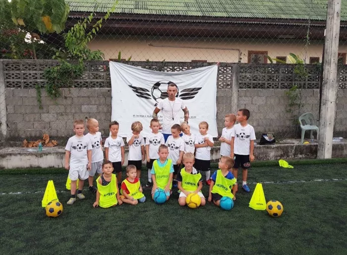 Футбольное Поле «KB Football Club Chalong»