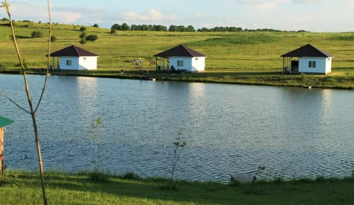 Широкая Балка. База отдыха