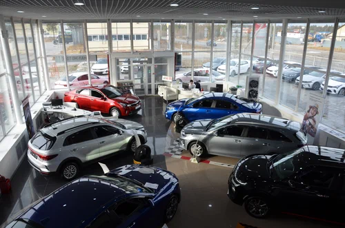 Автосалон "Ямал Моторс, Официальный дилер Kia "