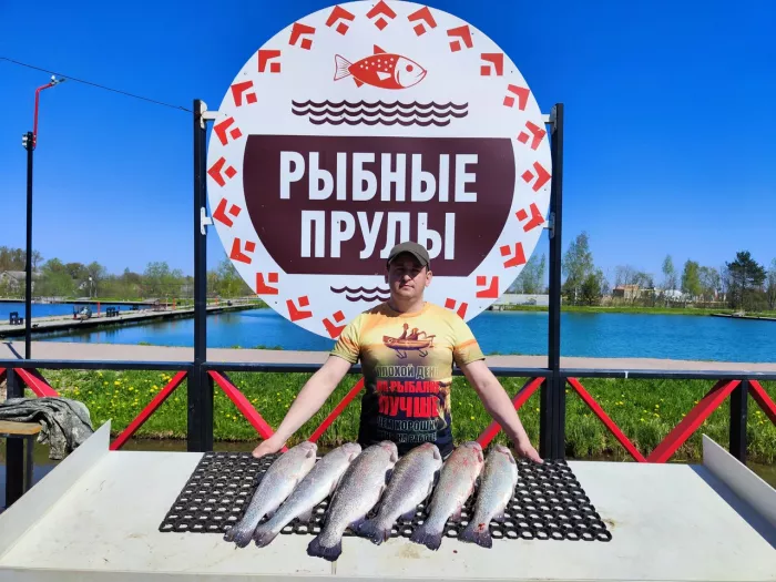Рыбные Пруды. Клуб Рыболовов