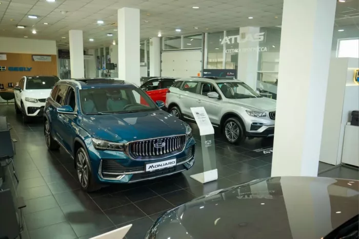Автосалон "К-Ралли - Geely"