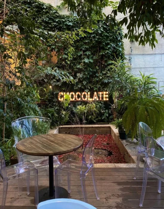 Кофейня-коворкинг Chocolate Bar Secret Garden
