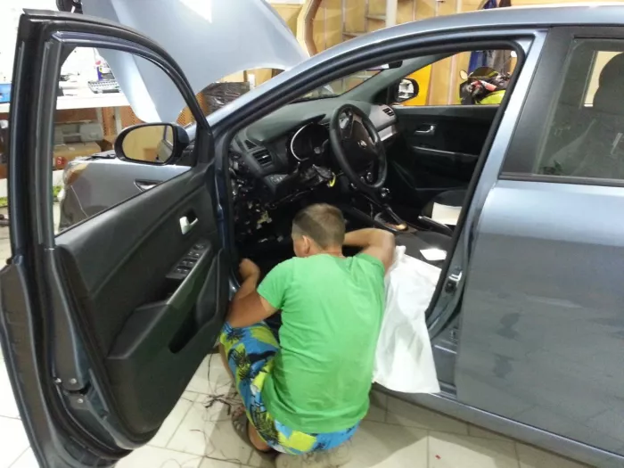 Установочный центр "АвтоСистемы"