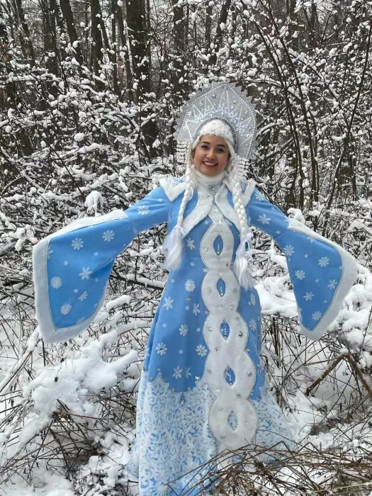 "Дед Мороз и Снегурочка"