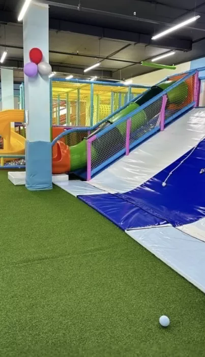 Парк развлечений Dino Land