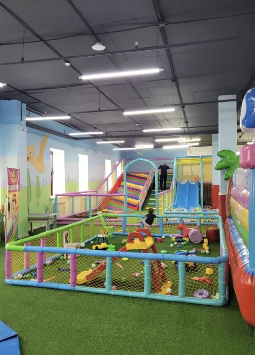 Парк развлечений Dino Land