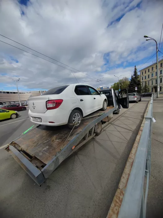 Эвакуация Автомобилей "Золотой лев"