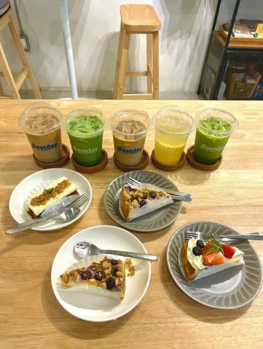 Кофейня «RestDay Coffee Bar & Bake House»