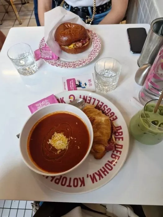 Кафе Eggsellent