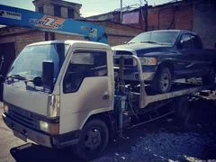 Эвакуация автомобилей "Эвакуатор площадка-кран манипулятор"