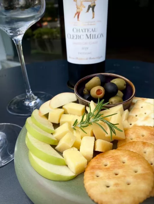 Винный Магазин «The Wine Merchant Phuket»