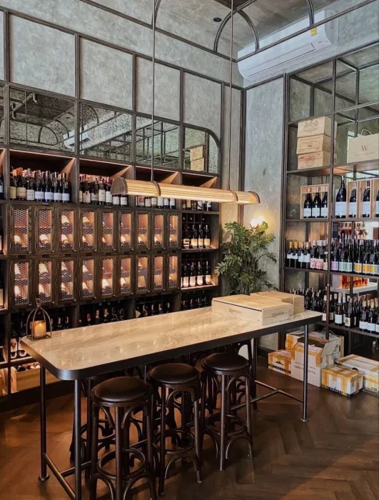 Винный Магазин «The Wine Merchant Phuket»