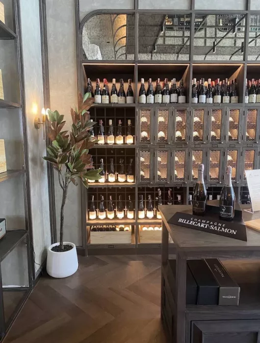 Винный Магазин «The Wine Merchant Phuket»