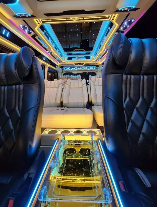 Трансфер «Let’s Go Taxi & Tours Phuket»