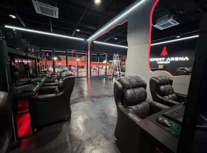 Компьютерный Клуб «LEGACY E-SPORT ARENA»