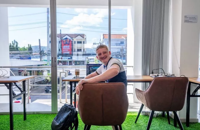 Коворкинг «Grind Time Coworking Space - Phuket Chalong Bay»