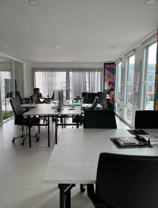 Коворкинг «Grind Time Coworking Space - Phuket Chalong Bay»