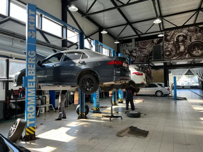 Автосалон "Кит"