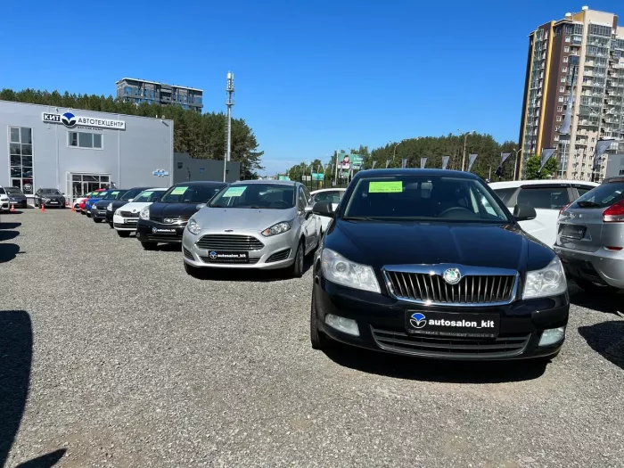 Автосалон "Кит"