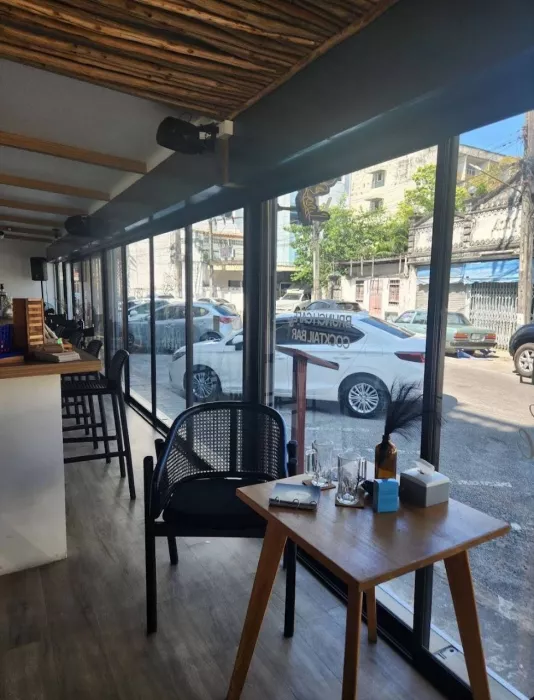 Бар «Eden’s Phuket Old Town»