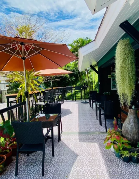 Бар «Green Bar Phuket»
