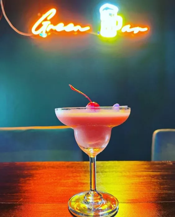 Бар «Green Bar Phuket»