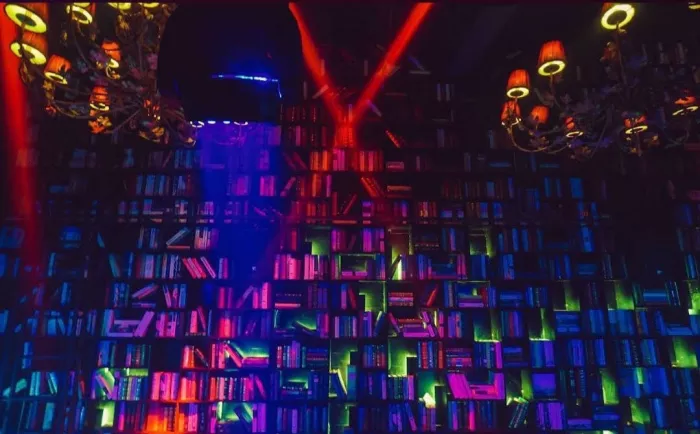 Бар «The Library Phuket»