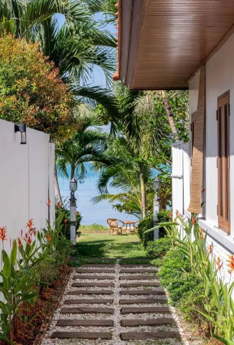 Отель «Soul Villas By The Beach»