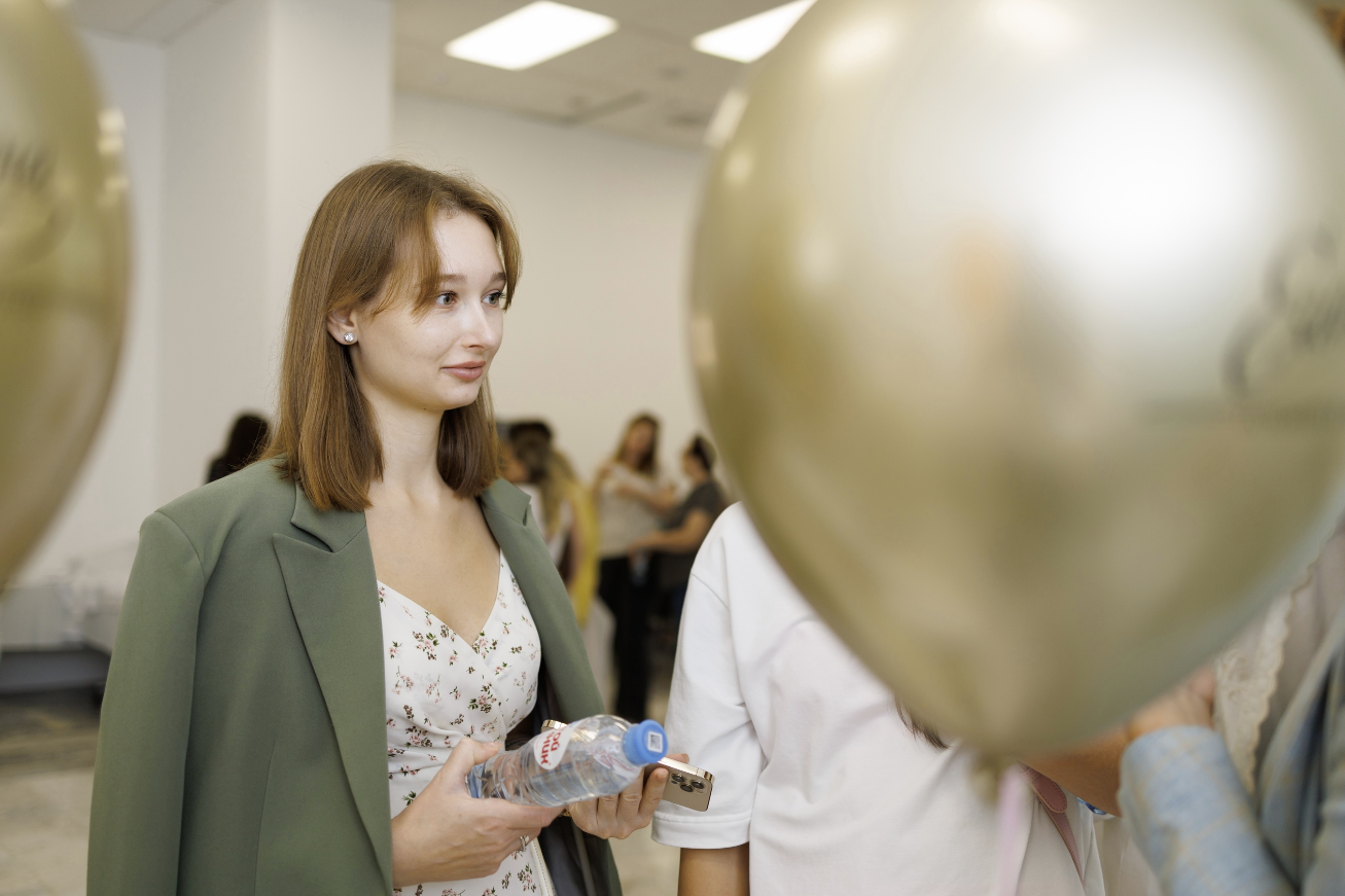 Национальный медицинский исследовательский центр акушерства, гинекологии и перинатологии им. академика В.И. Кулакова на Академика Опарина