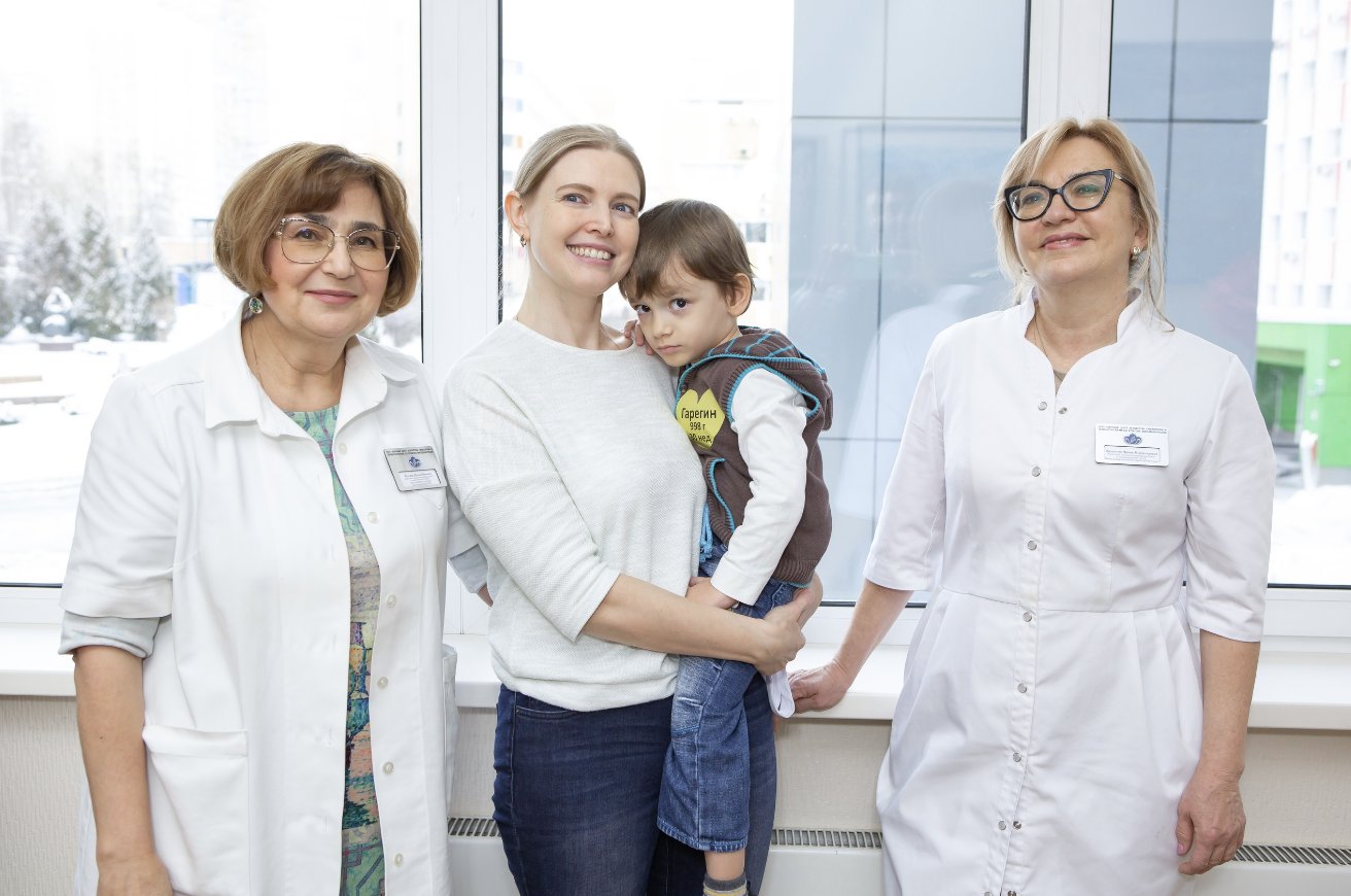 Национальный медицинский исследовательский центр акушерства, гинекологии и перинатологии им. академика В.И. Кулакова на Академика Опарина