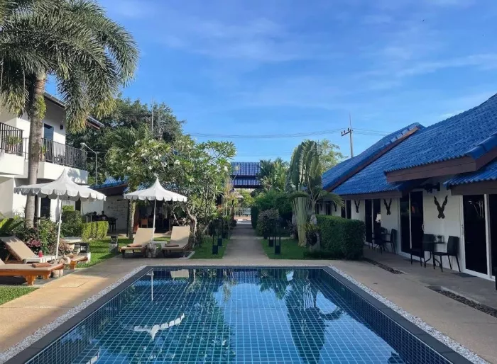Отель «Phuket Airport»