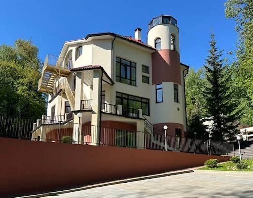 Британская школа-сад Риверсайд