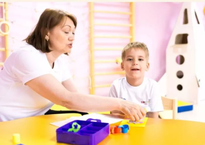 Билингвальный детский сад Kosmo kids
