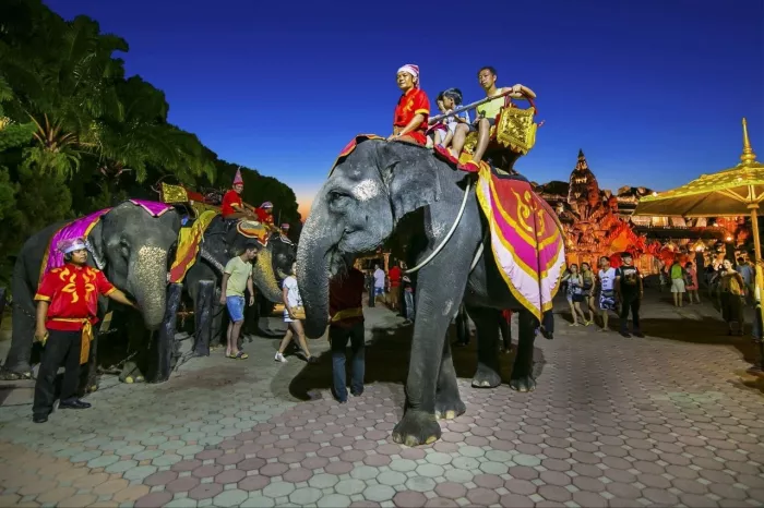 Тематический Парк «Phuket FantaSea»