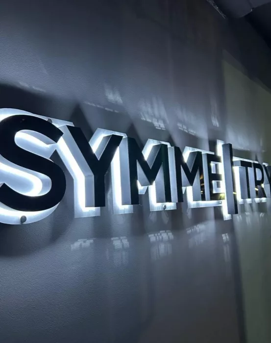 Студия йоги Symmetry