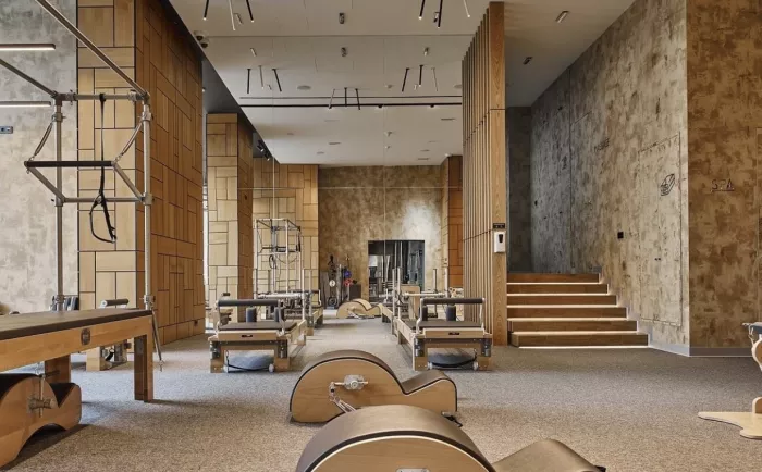 Студия растяжки Pilates RCC