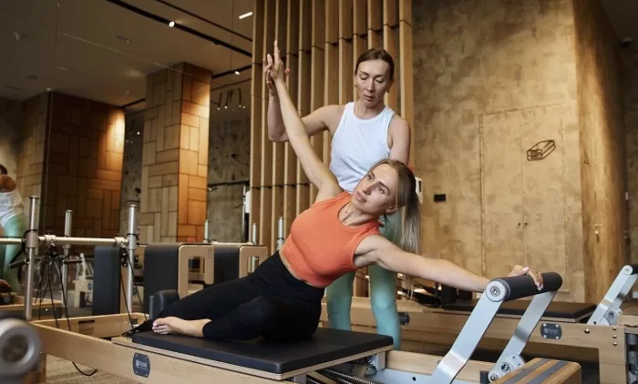 Студия растяжки Pilates RCC